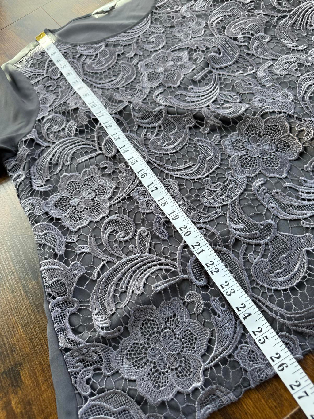 Gray Short Sleeve Women's Top with Floral Lace Front - Size 18