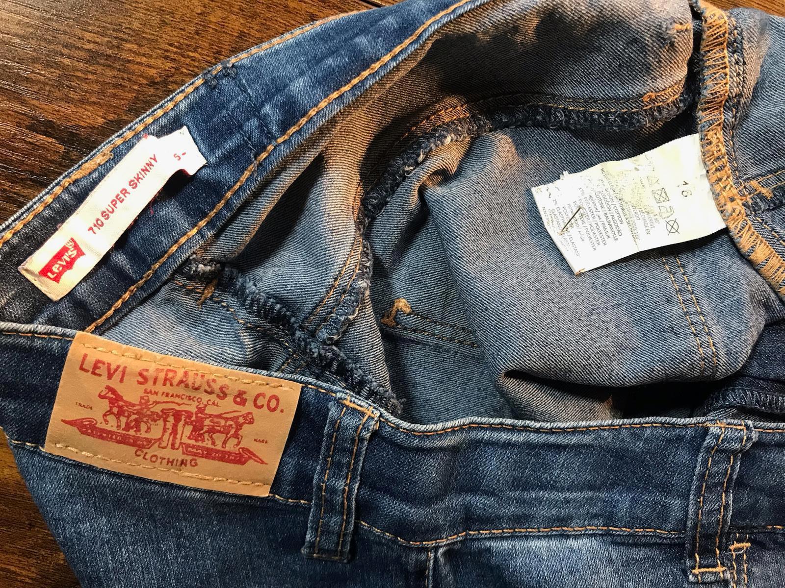 Levi’s 710 Super Skinny Jeans – Blue Denim Uk 8