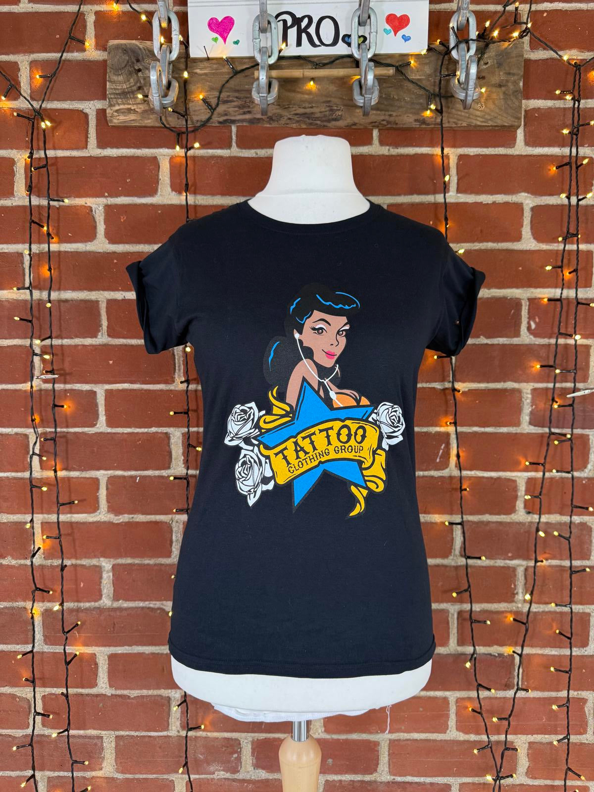 Vintage Tattoo Art Graphic T-Shirt - Size Large