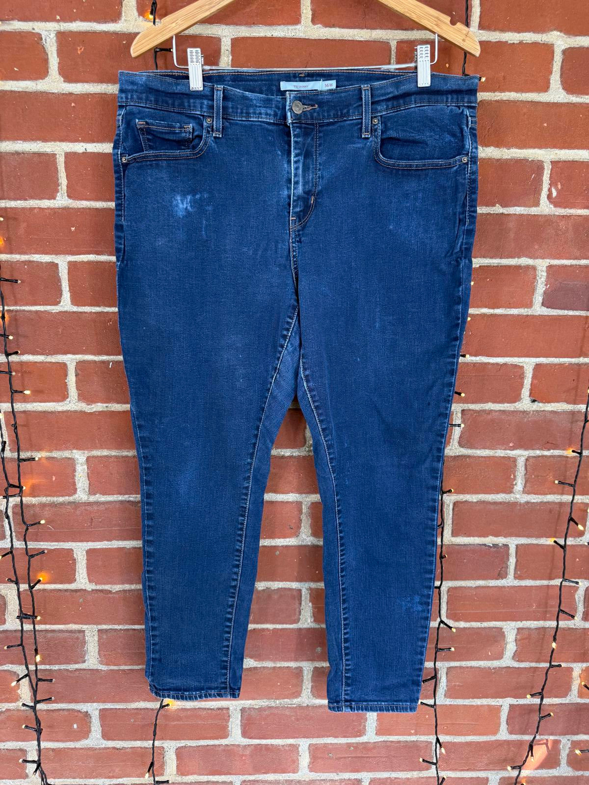 Levi’s 711 Skinny Jeans – Dark Blue (16W)