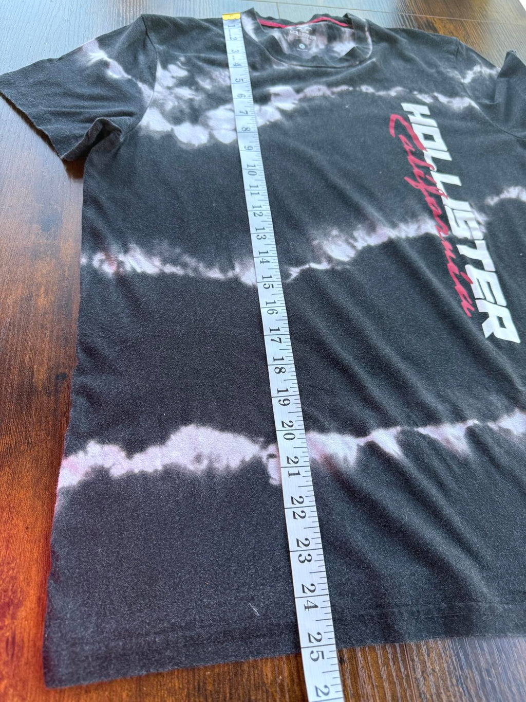 Hollister Tie-Dye Graphic Tee - Black and White