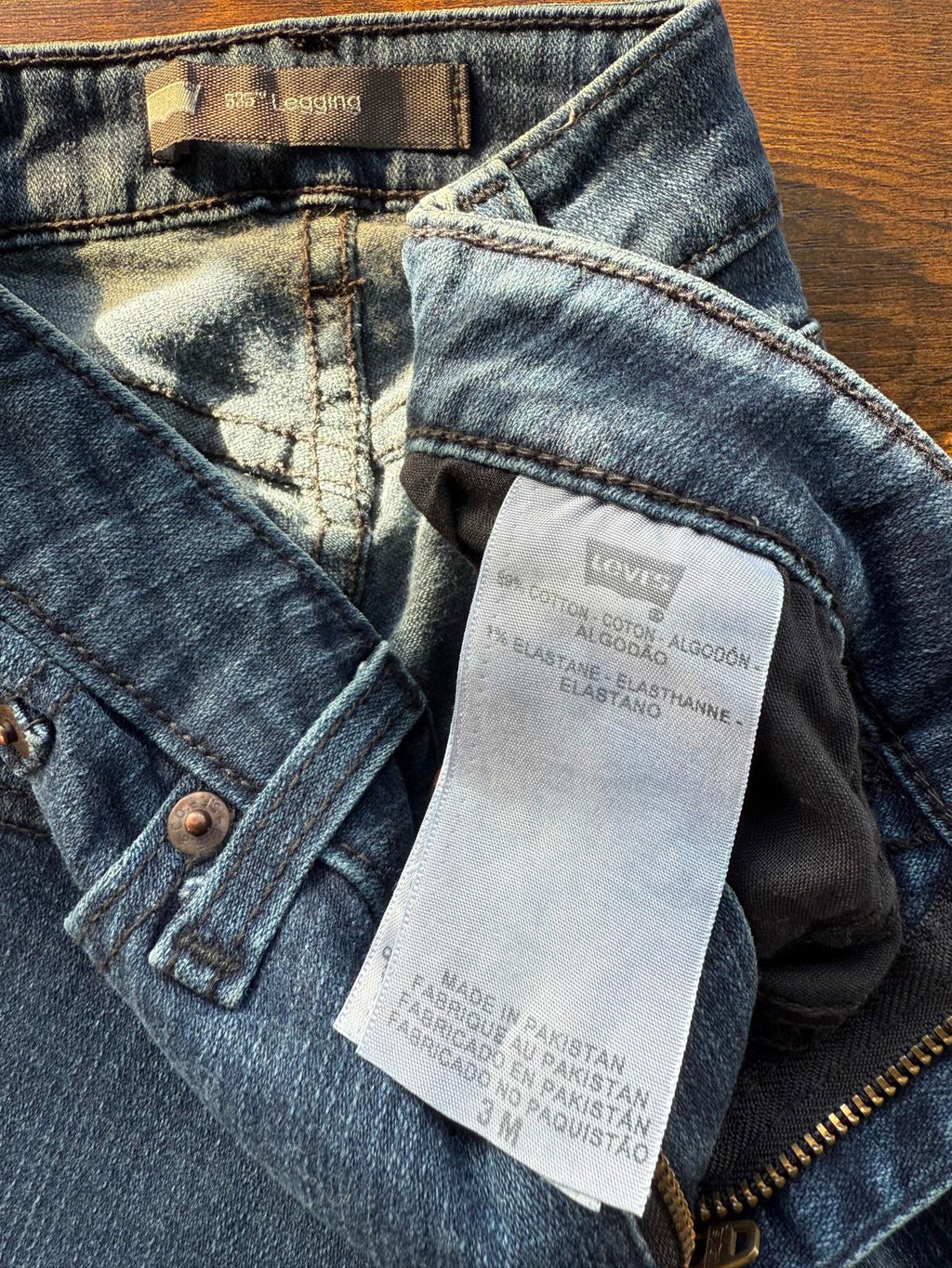 Levi’s 535 Legging Jeans – Dark Blue (W27 L29)