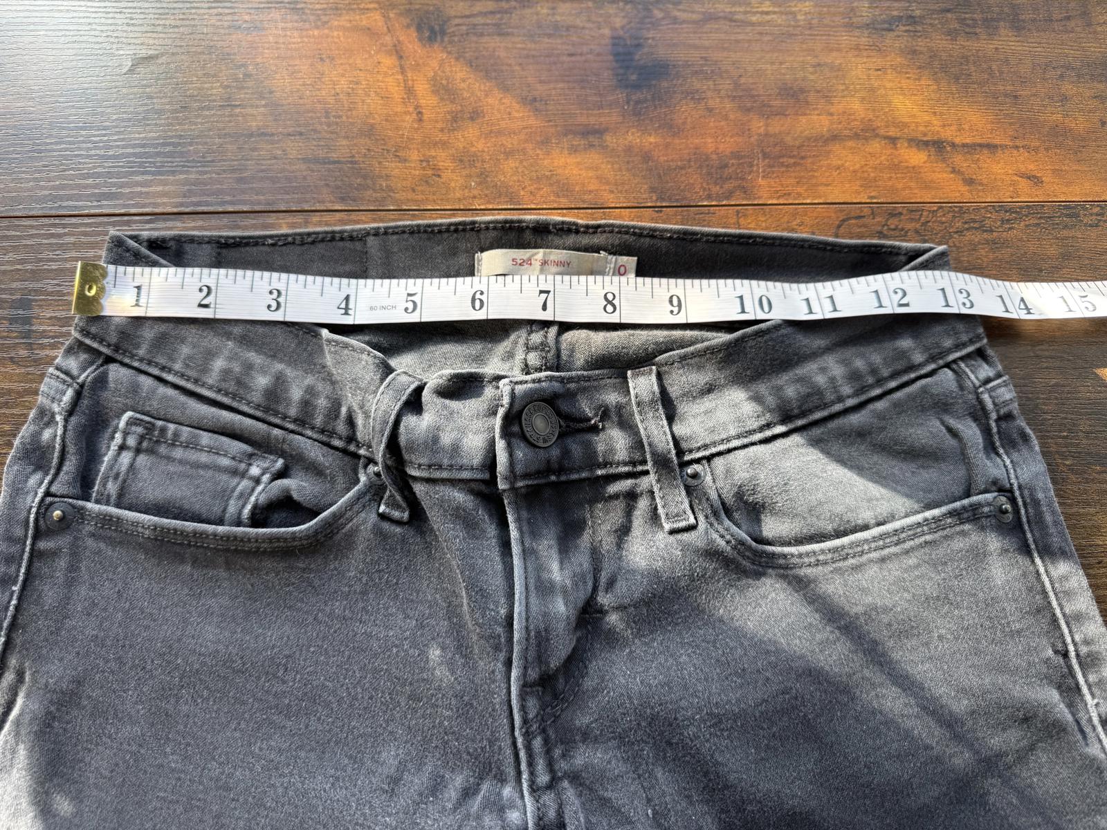 Levi’s 524 Skinny Jeans – Black (W24 L32)