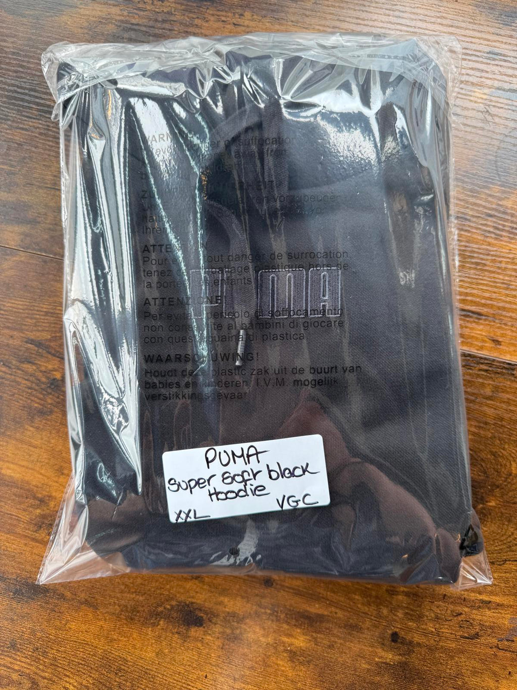 🖤 Super Soft PUMA Black Hoodie – XL – Embroidered Logo NUM39