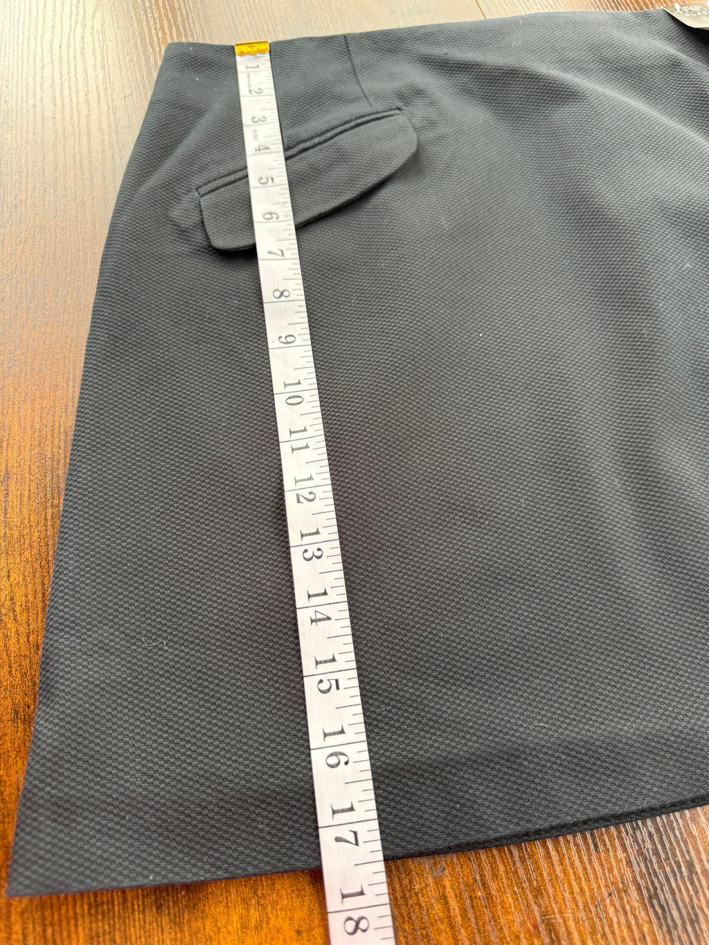 Chic Black Women’s Skirt With Pockets - Size 16