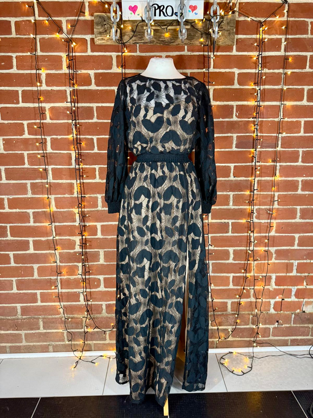 🌿 Goddiva London Black Leaf Lace Maxi Dress – UK 8