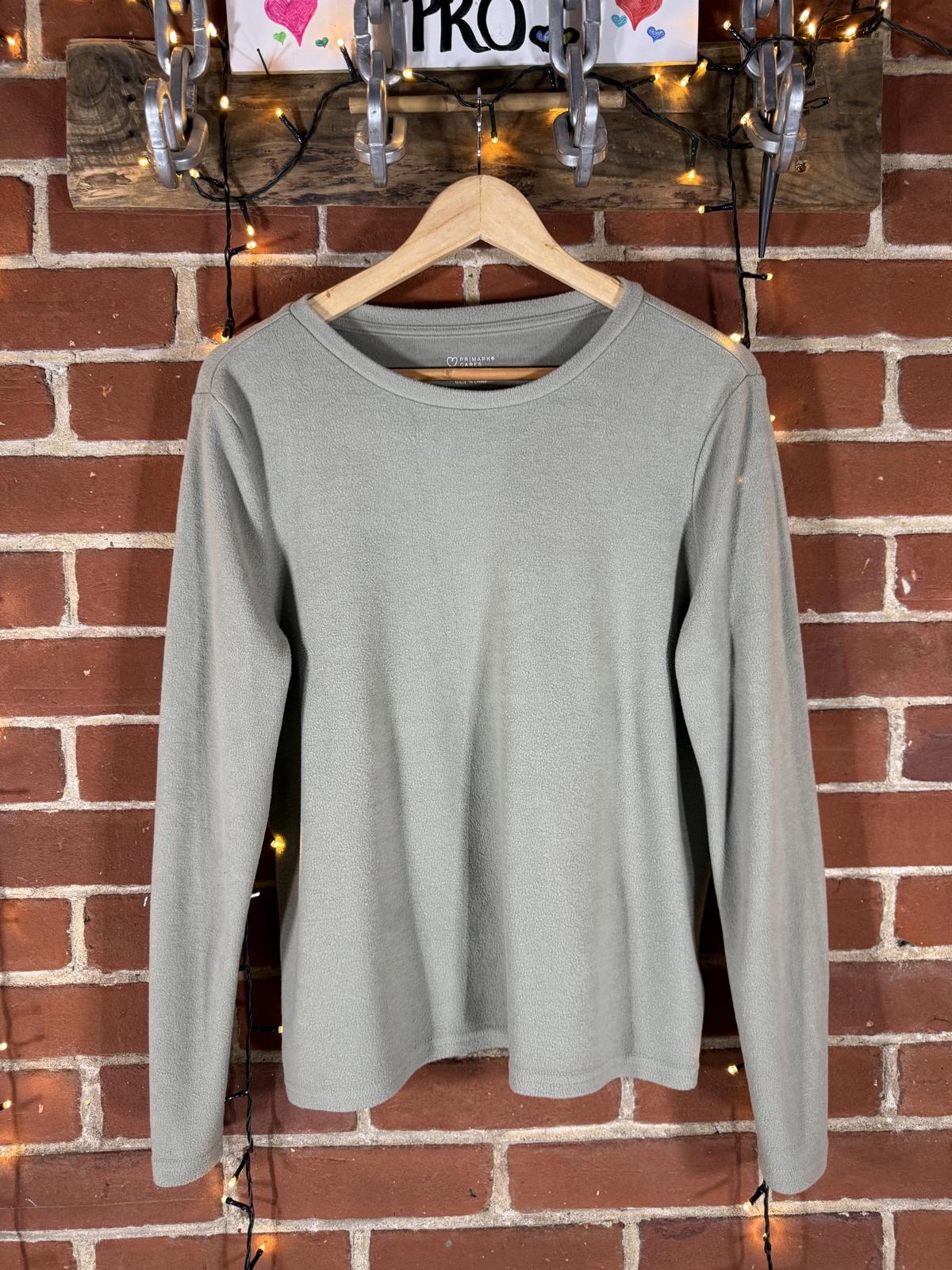 Primark Cares Light Khaki Super Soft Fleece Jumper – Size L (UK 14/16) NUM16