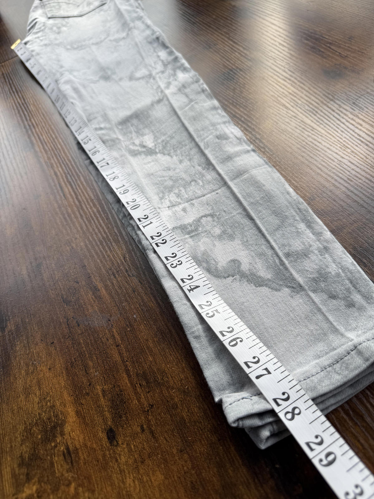 Levi’s Women’s Skinny Jeans — Grey Acid Wash — W26 L30 (UK 8)