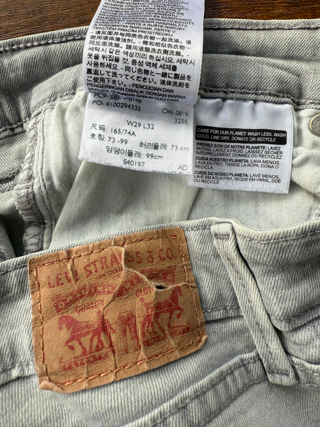 Levi’s Super Skinny Grey Wash Jeans – W29 L32 (US 8 / UK 12)