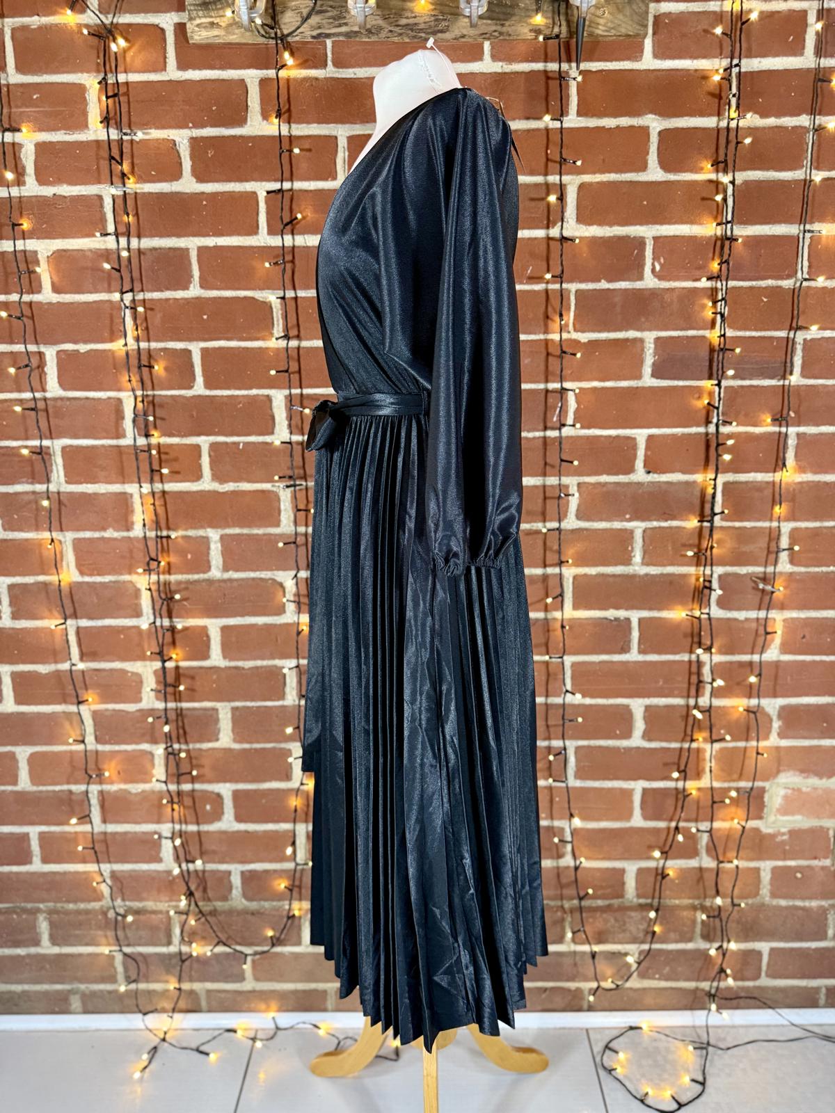 Shiny Black Pleated Midi Dress – Size S–8 (BNWT)