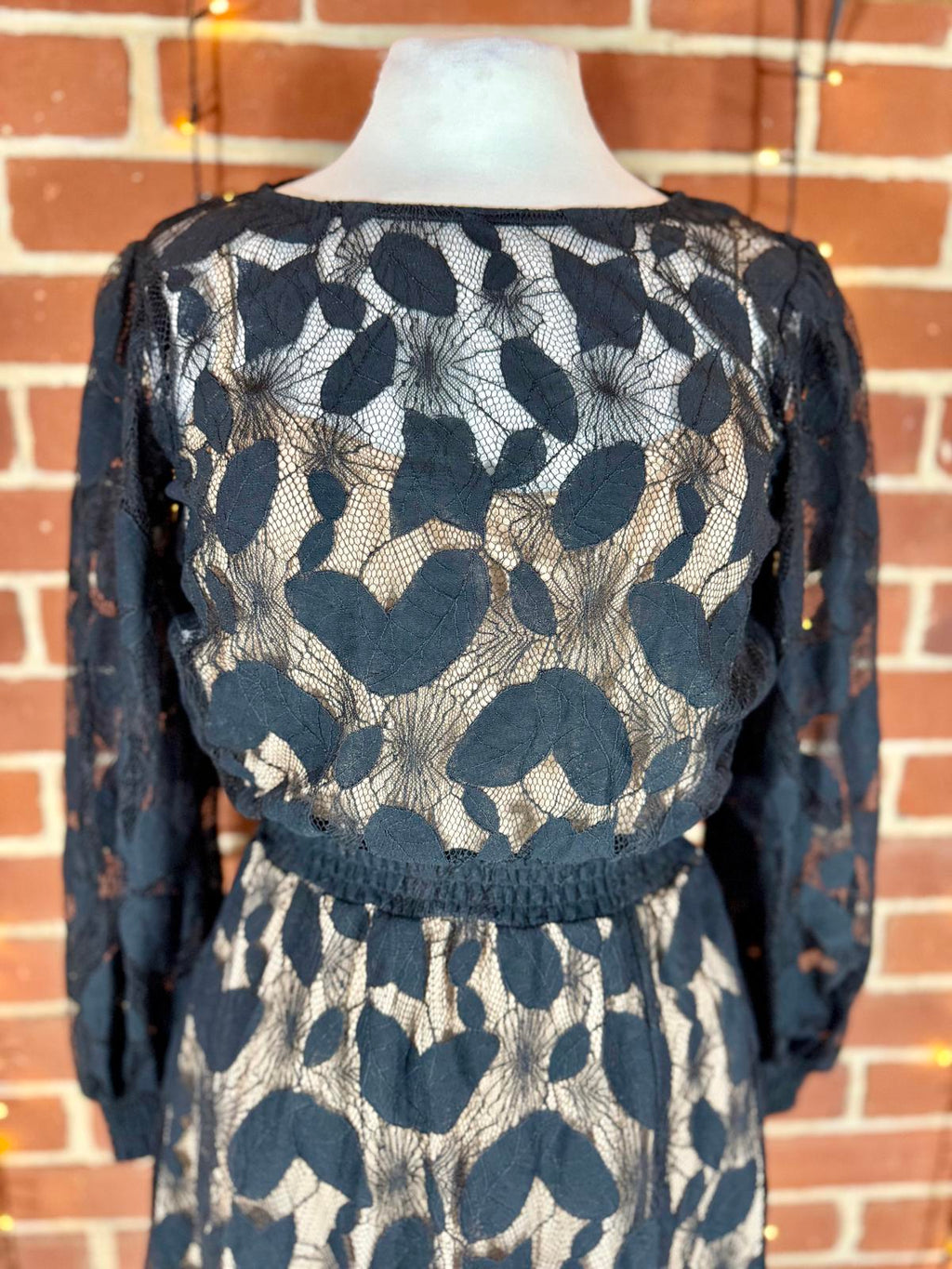 🌿 Goddiva London Black Leaf Lace Maxi Dress – UK 8