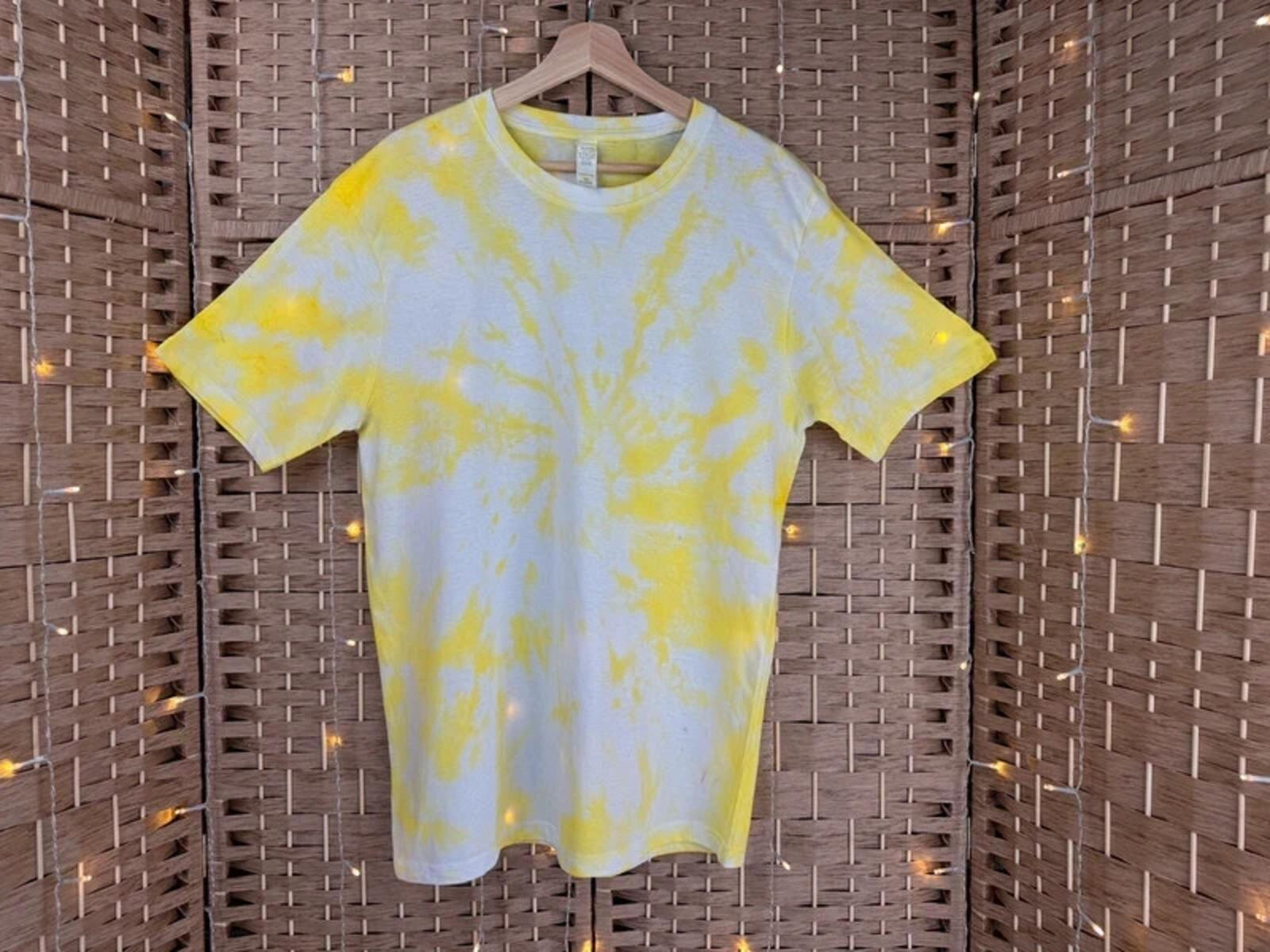 Hand Dyed Yellow Tie Dye T-Shirt XL UK 18-20 Festival Summer Tee