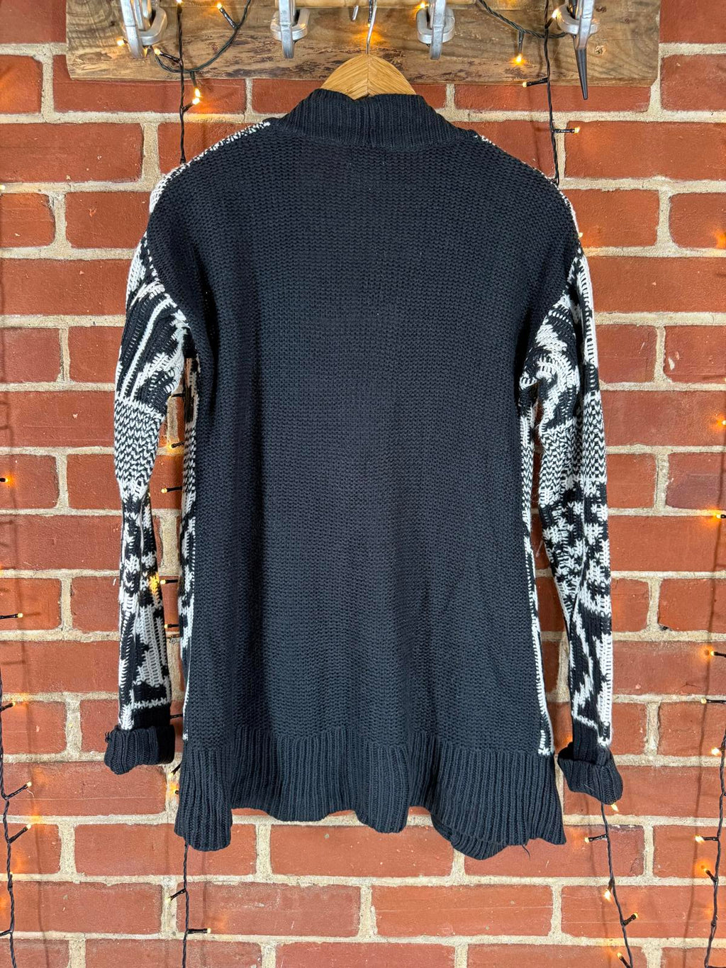 Mossimo Supply Co. Black & White Fair Isle Knit Cardigan Size M #66 NUM7