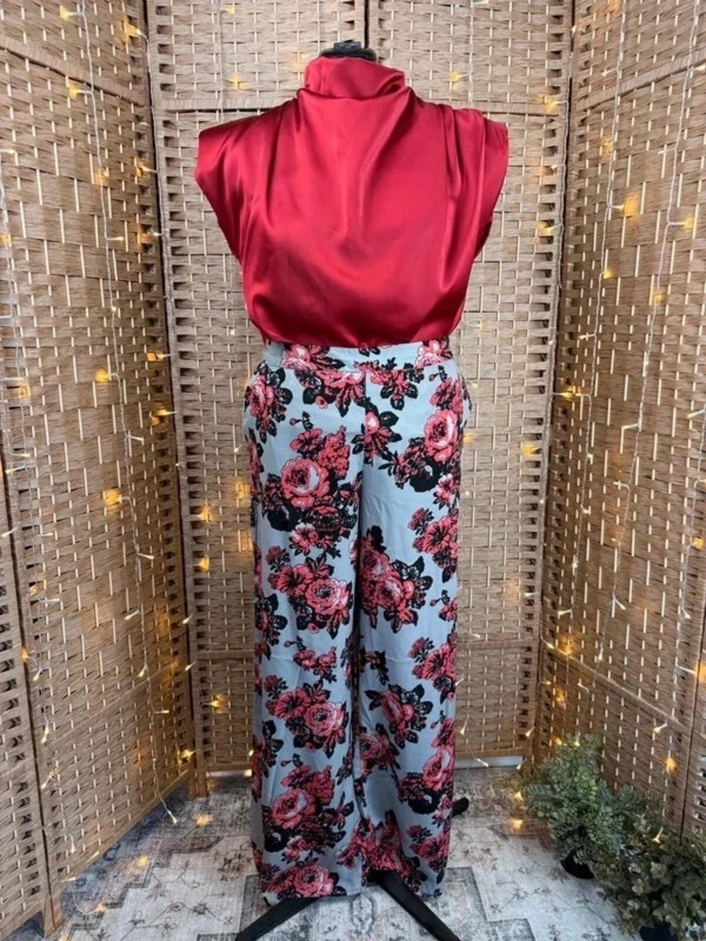 Goddiva Red Satin High Neck Top UK 14 US 10 BNWT Elegant
