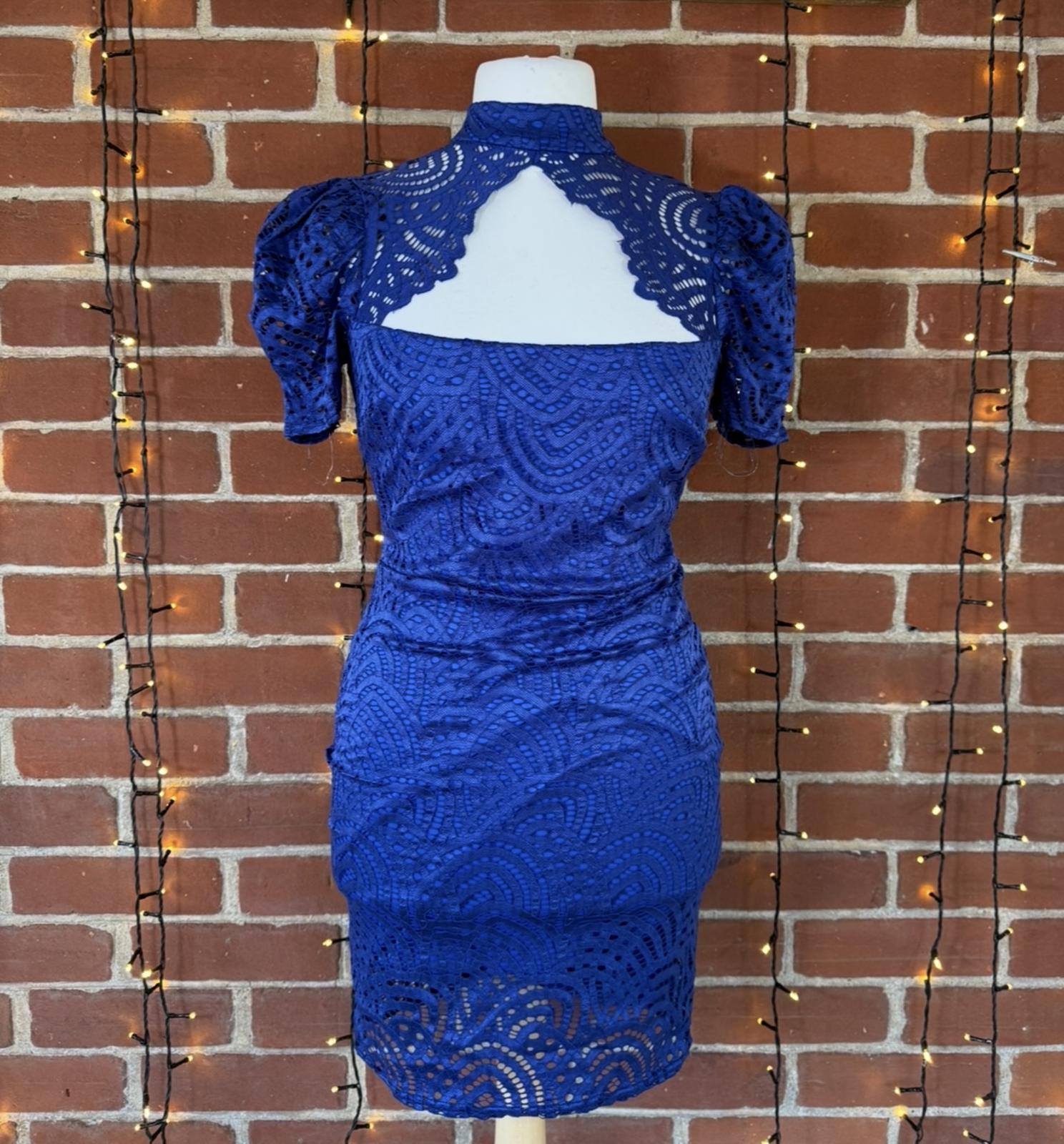 Elegant Blue Lace Mini Dress
