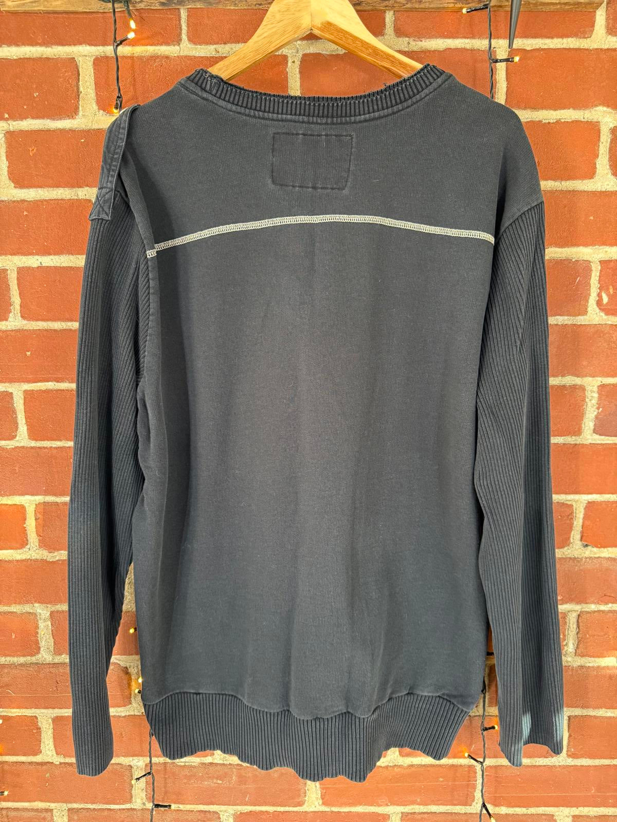 Vintage mid-2000s Superdry Japanese Style Sweatshirt circa 2006–2010. #72