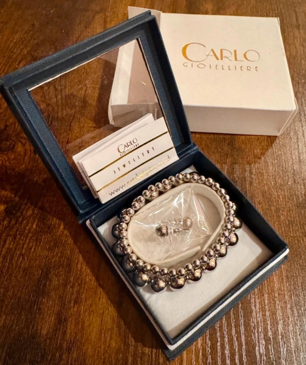 Stylish Carlo Gioielliere Silver Bracelets & Earrings Set with Box
