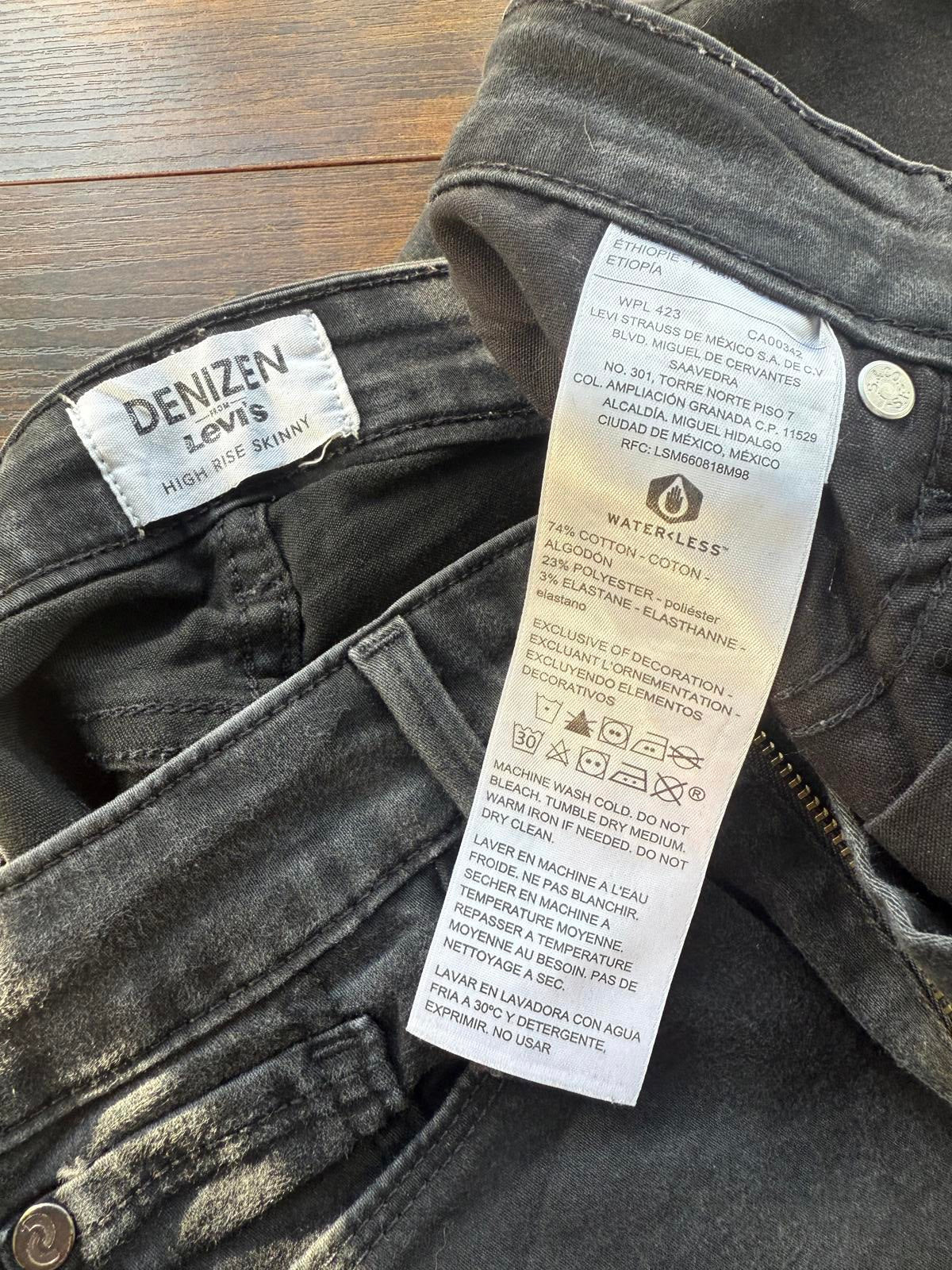 Levi’s Denizen High Rise Skinny Jeans – Black W28 L30 (UK 10)