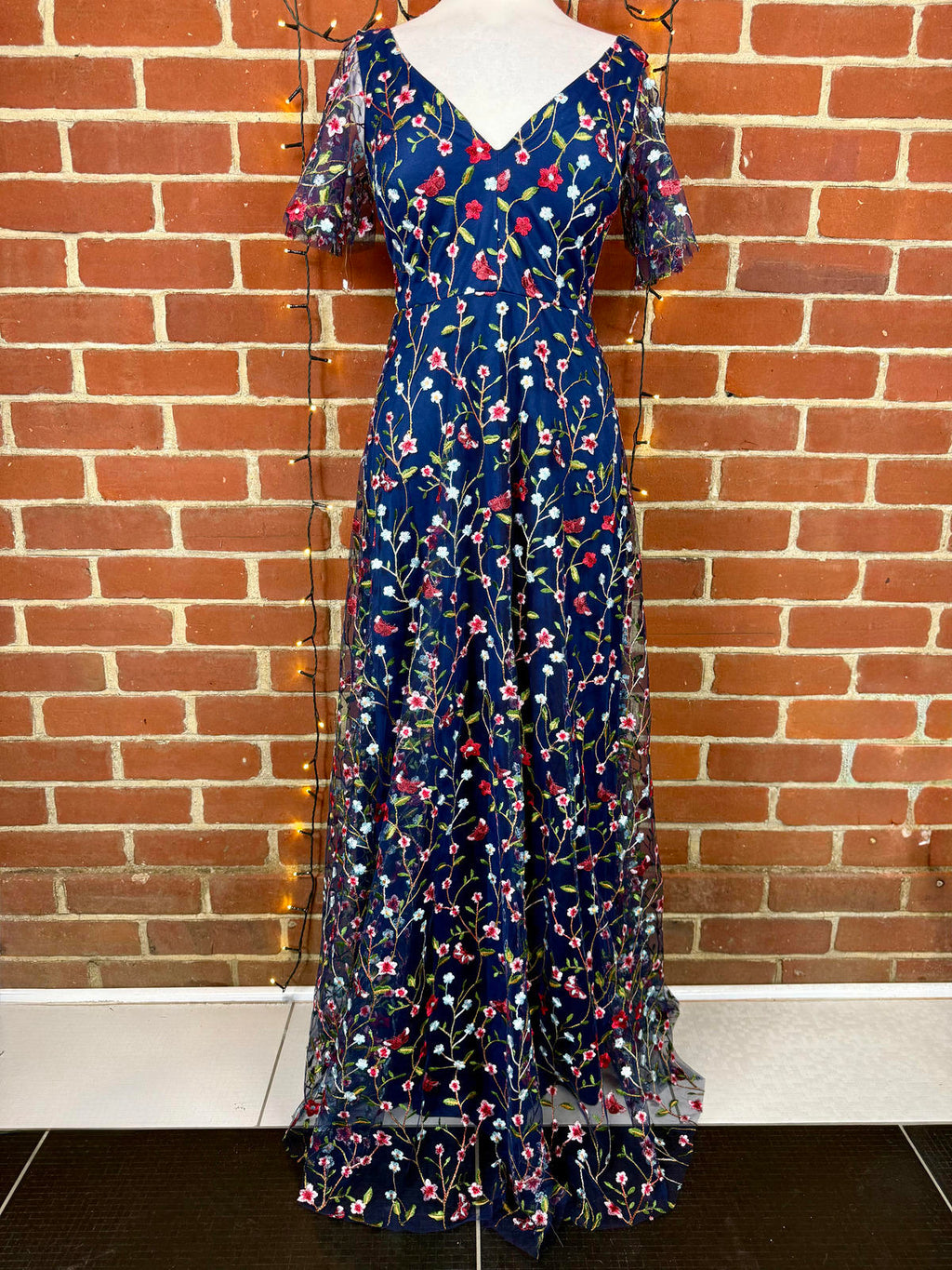 Goddiva DR3798 Navy Floral Embroidered Maxi Dress – UK 8  BNWT            90