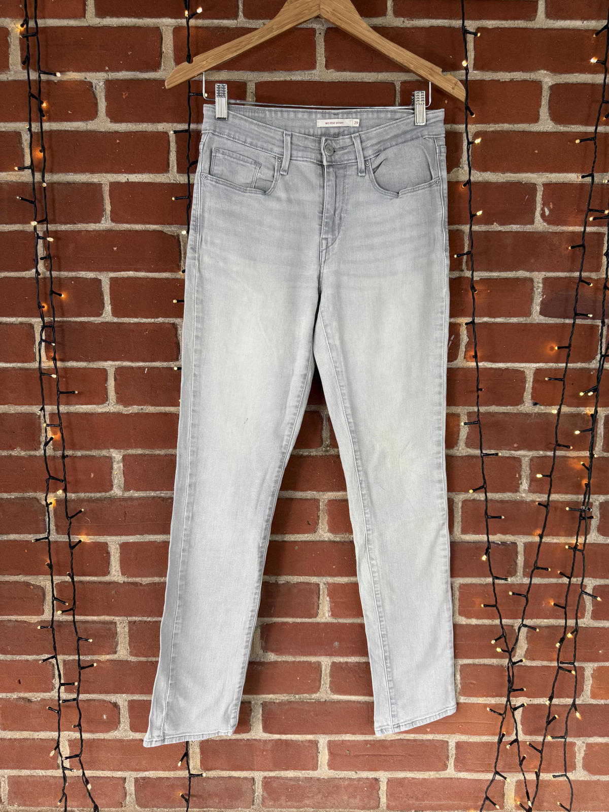 Levi’s Super Skinny Grey Wash Jeans – W29 L32 (US 8 / UK 12)