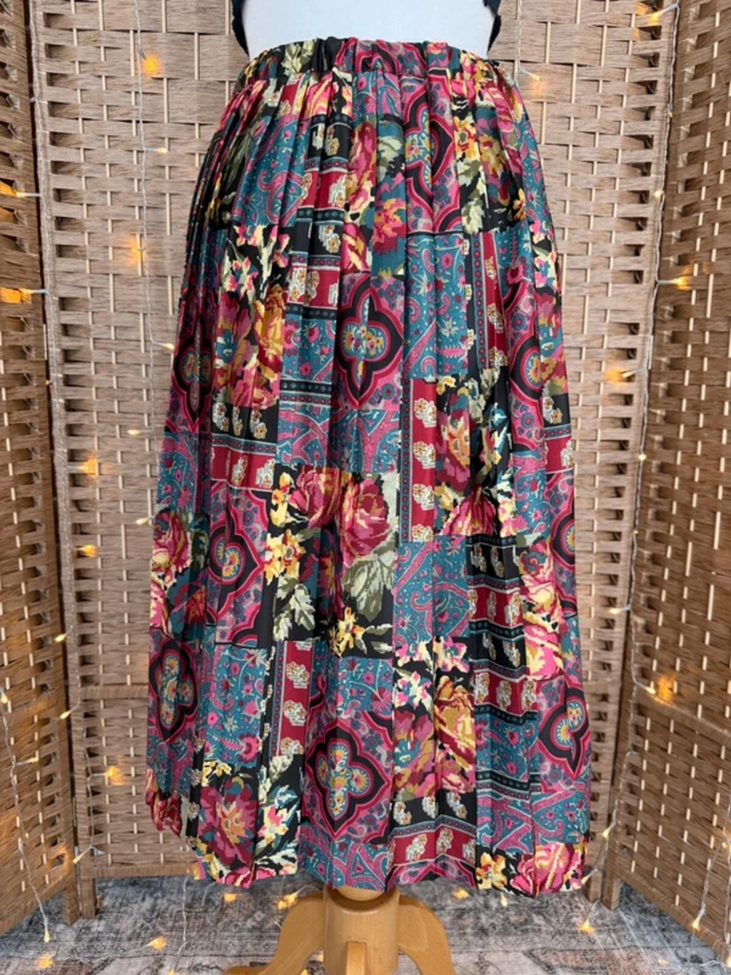 Vintage Pleated Midi Skirt UK 10–12 Y2K Floral Boho Festival