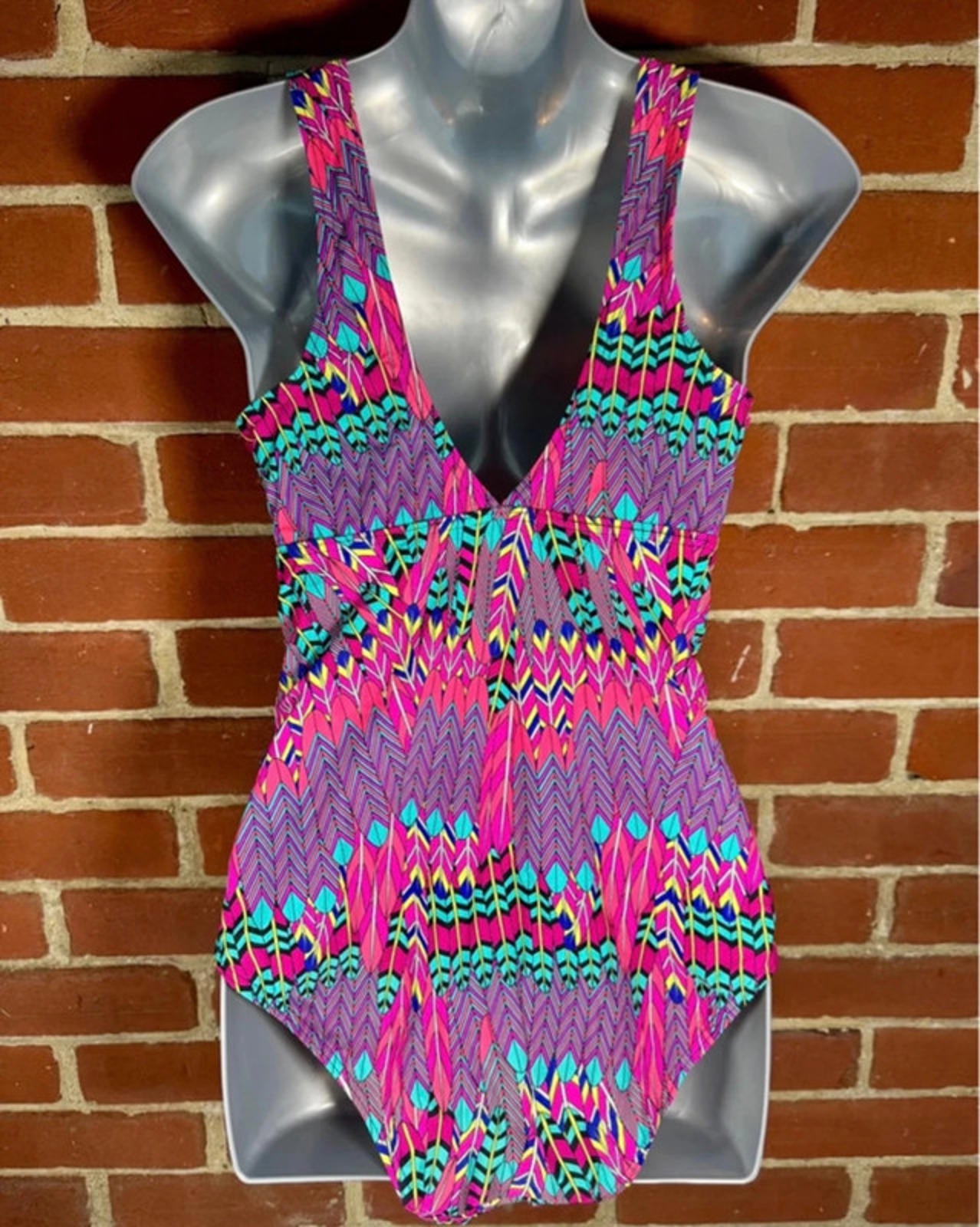 Tropical Pop One-Piece Swimsuit – V by Very – UK 14 Splash of Colour!