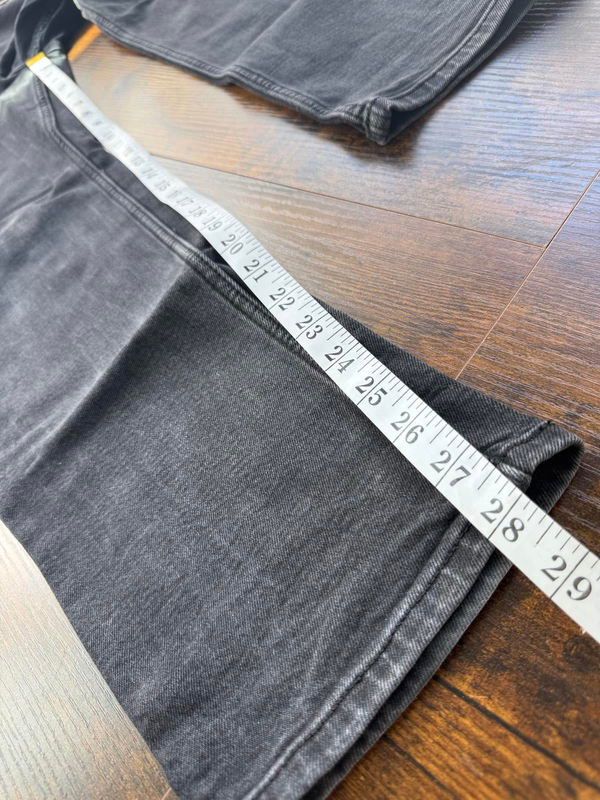 Black Women's Jeans Straight Fit - Size 18 Long