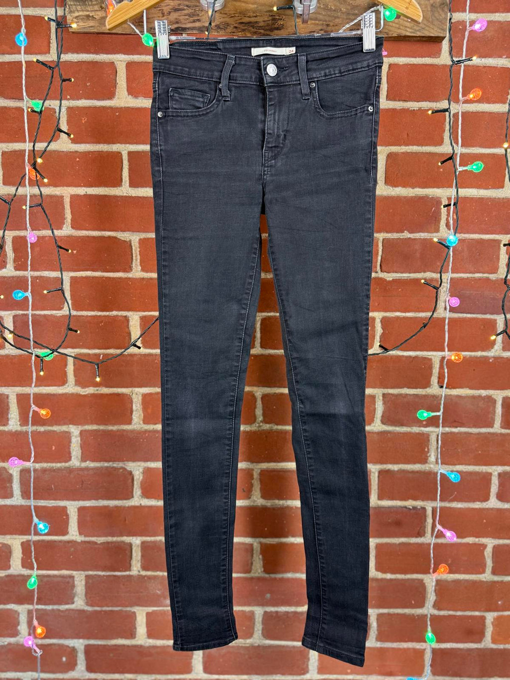 Levi's Women's Black Skinny Jeans Size 25