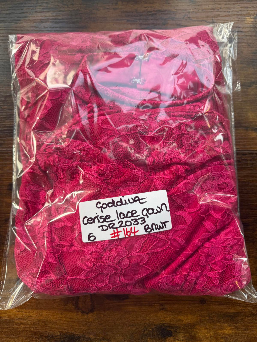 💃 GODDIVA LONDON DR2033 Cerise Lace Halter Maxi Dress – UK 6 - NWT