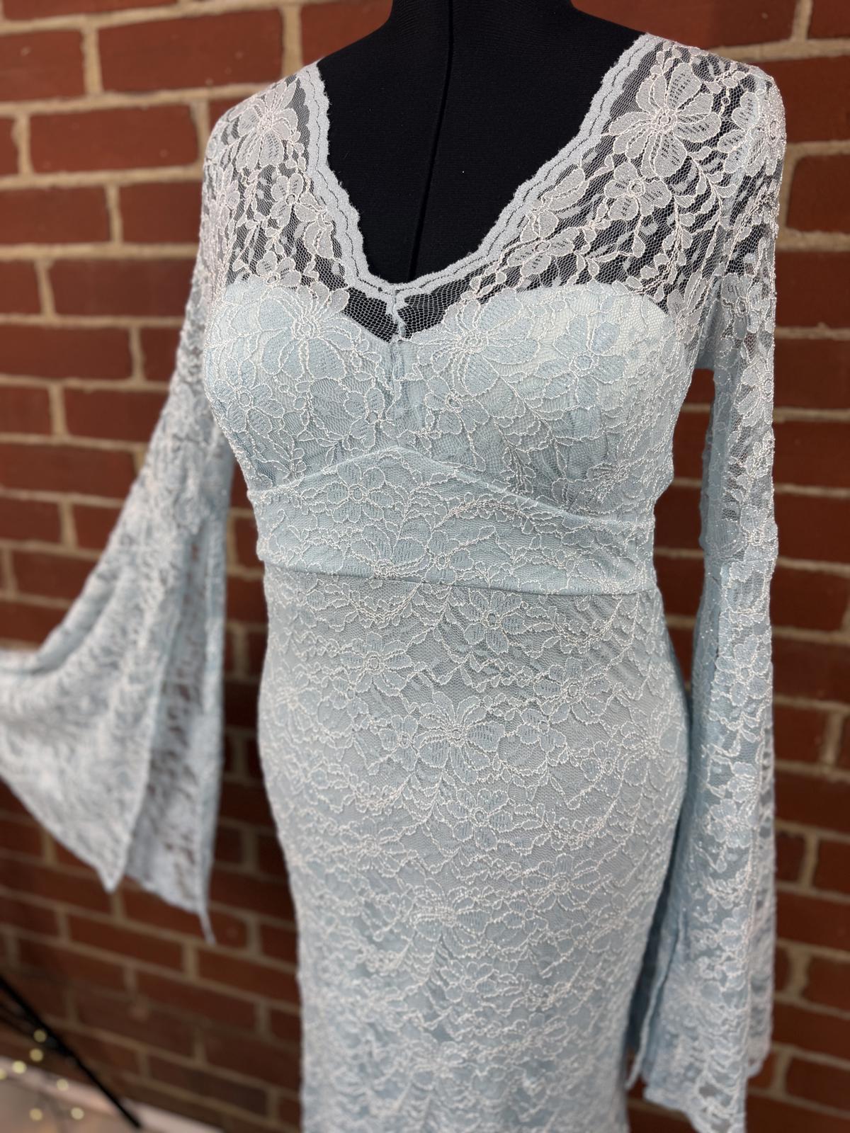 Goddiva Sky Blue Lace Maxi Dress UK 16 / US 12 – Flare Sleeves & V-Neck     .263