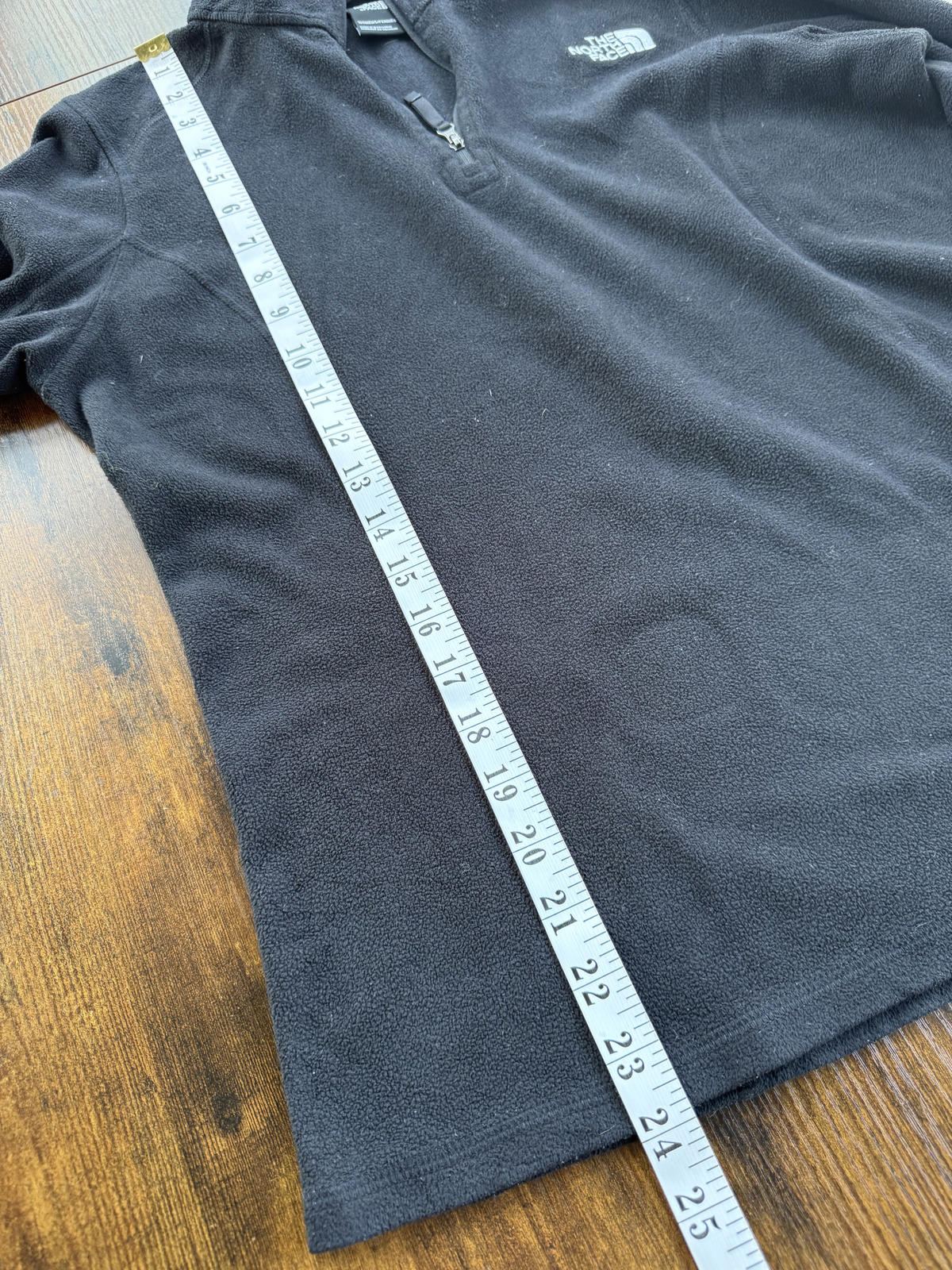 The North Face Women’s Black Quarter Zip Fleece – M NUM 54