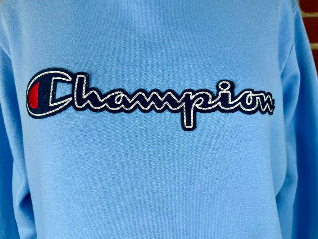 Champion Authentic Athleticwear Hoodie – Swiss Blue – Size L NUM 40