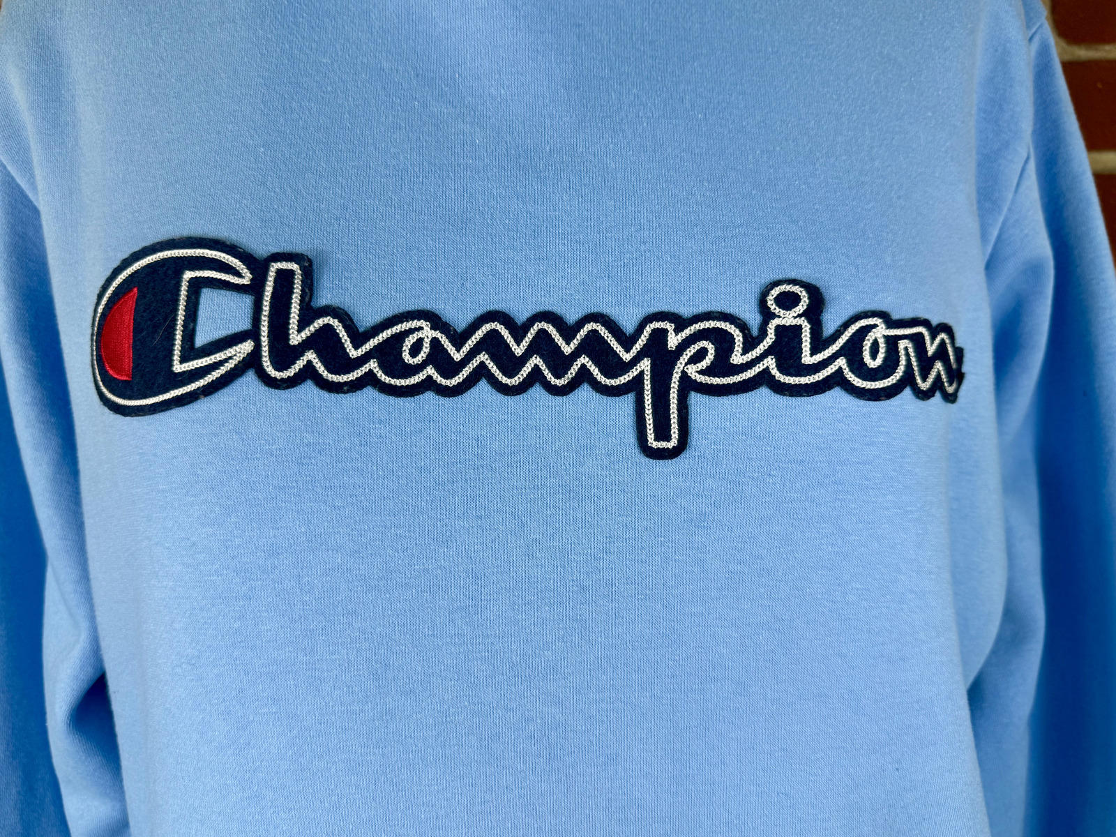 Champion Authentic Athleticwear Hoodie – Swiss Blue – Size L NUM 40
