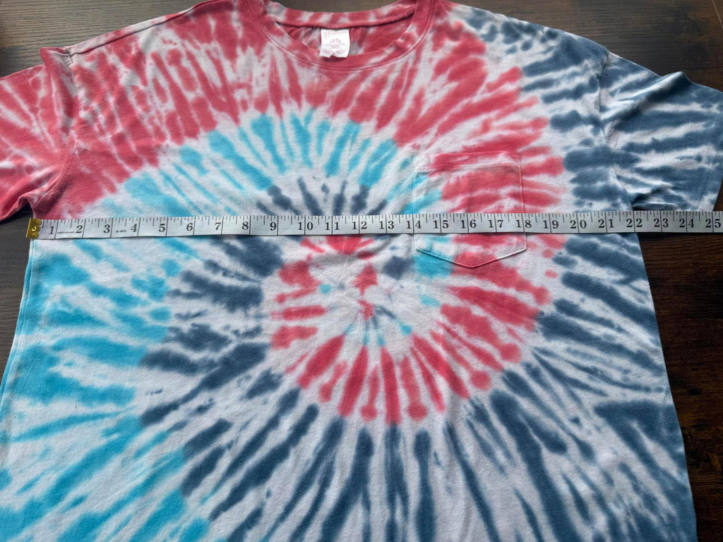 NO BOUNDARIES Tie-Dye Tee | Size L- 14–16