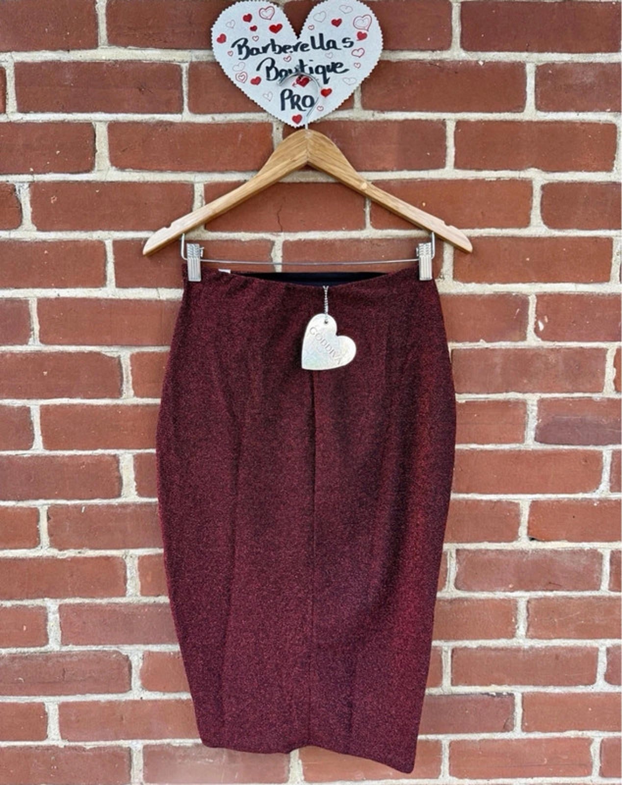 Chic Burgundy Midi Skirt with Side Slit - Size 10 - BNWT