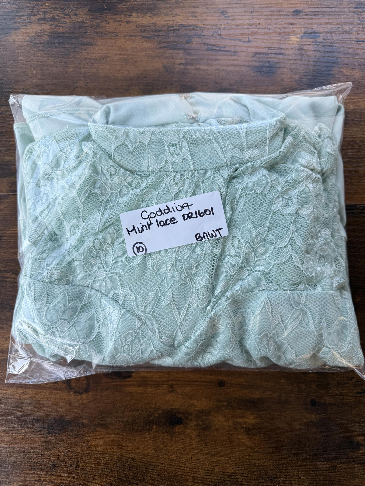 Goddiva Mint Green Lace High Neck Fishtail Midi Dress UK 10 BNWT