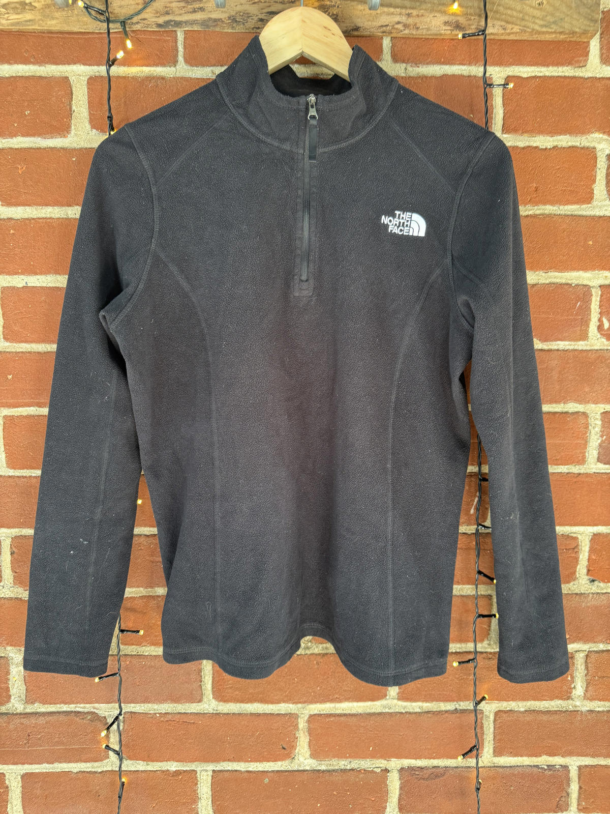 The North Face Women’s Black Quarter Zip Fleece – UK 10           NUM 54