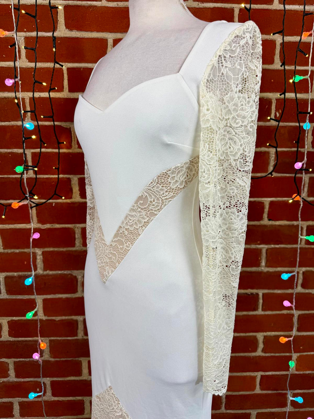 Cream Lace Maxi Dress UK 8–10 / US 4–6 – Long Sleeve Occasion Gown          .324