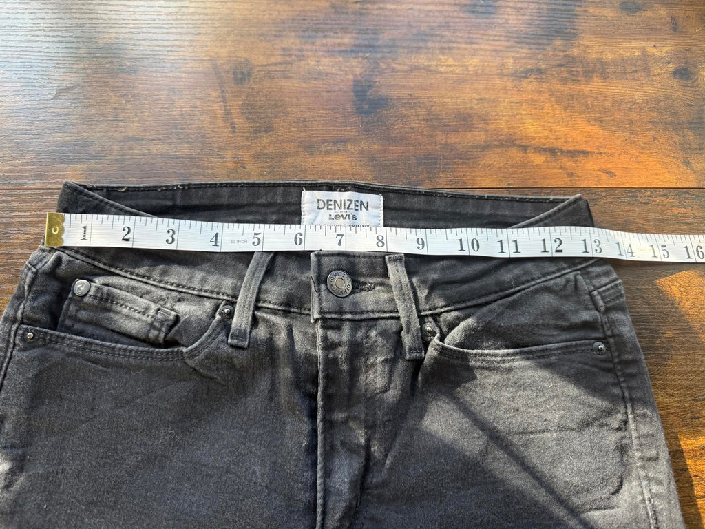 Levi’s Denizen High Rise Skinny Jeans – Black W28 L30 (UK 10)