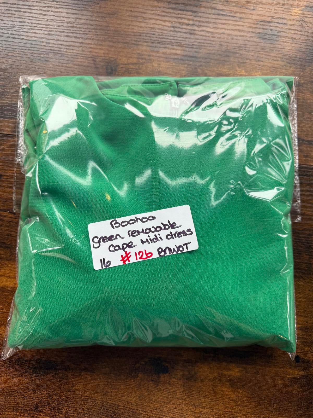 Boohoo Emerald Green Detachable Cape Midi Dress UK 16 BNWT Bodycon #126