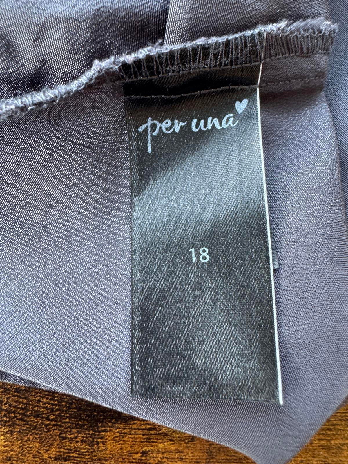 Elegant Lace Detail Top - Size [18] - Perfect for Any Occasion