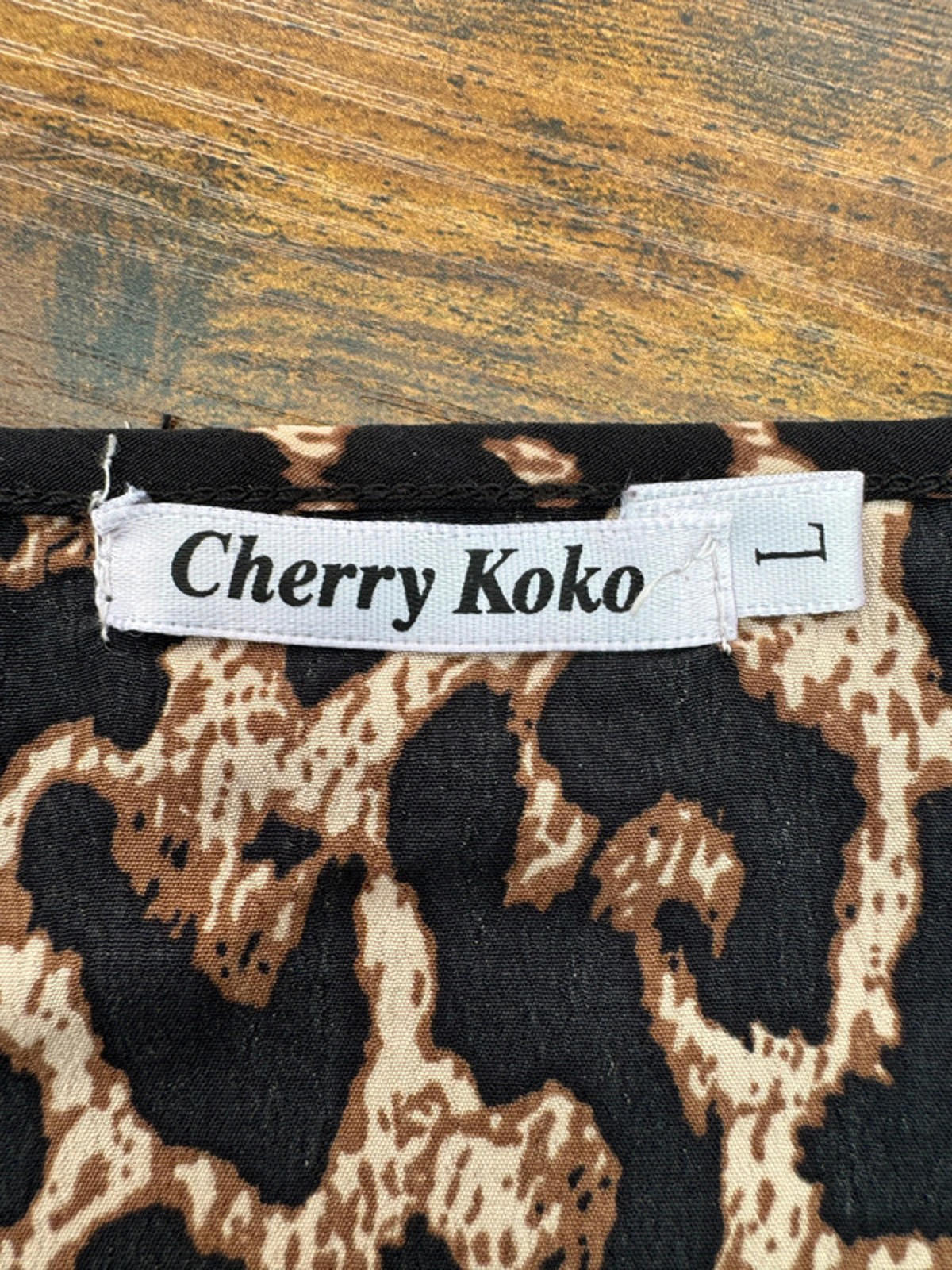 Chic Leopard Print Camisole with Lace Trim - Size Large