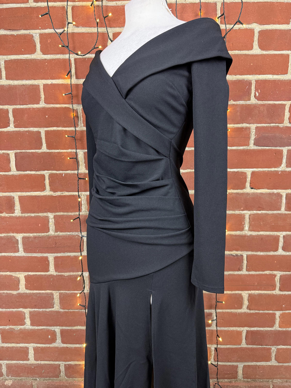 Goddiva London Black Off Shoulder Maxi Dress UK 8 BNWT                 sku353