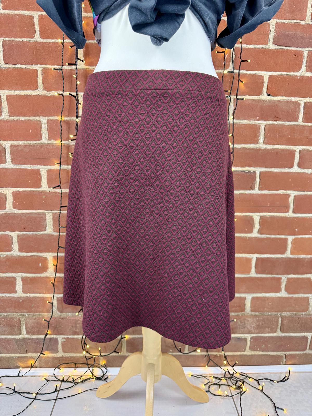 Woman's Geometric A-Line Skirt Burgundy Textured UK 14 sku460