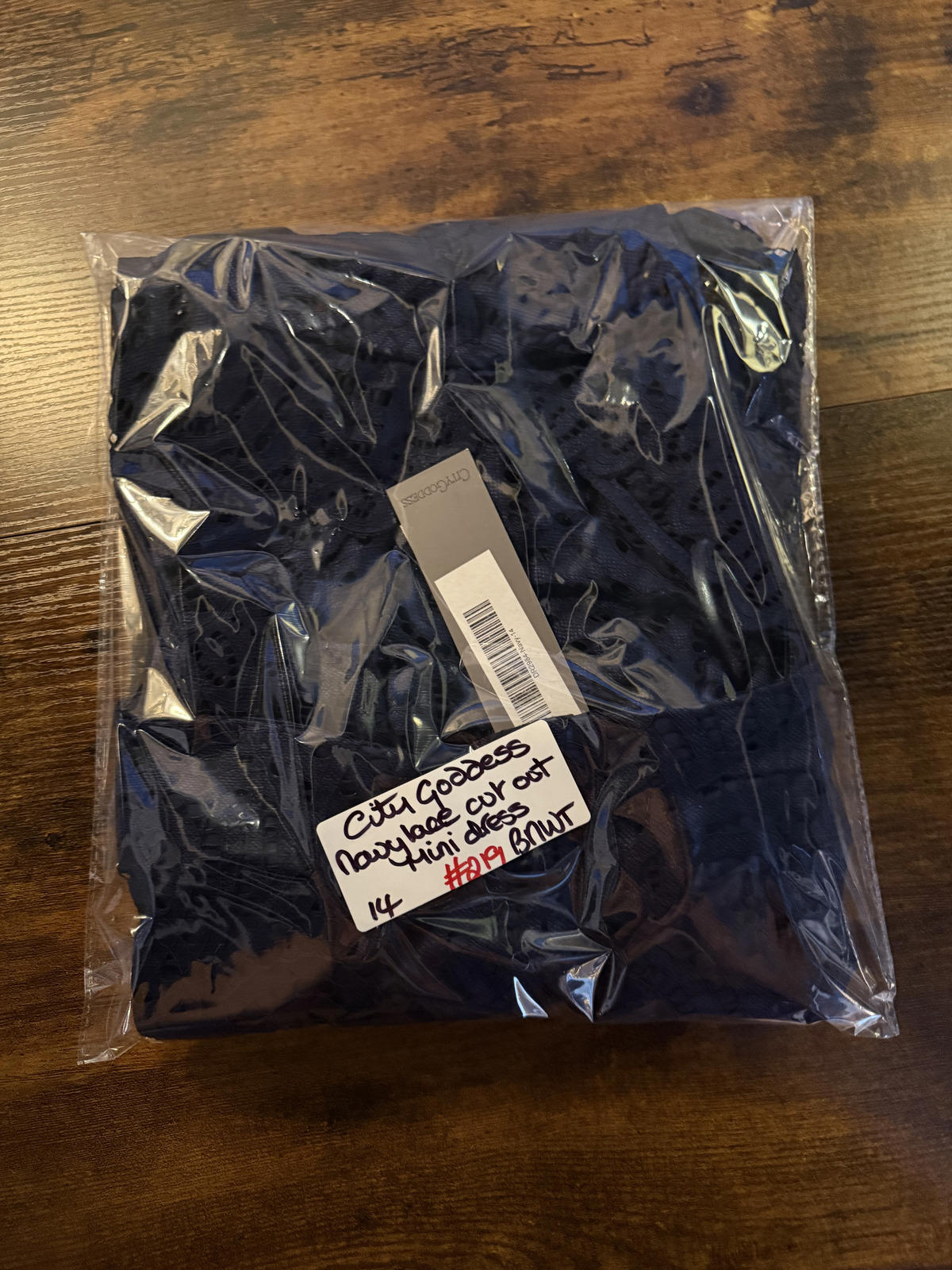 City Goddess Navy Lace Mini Dress UK 14 US 10 BNWT Open Back sku219