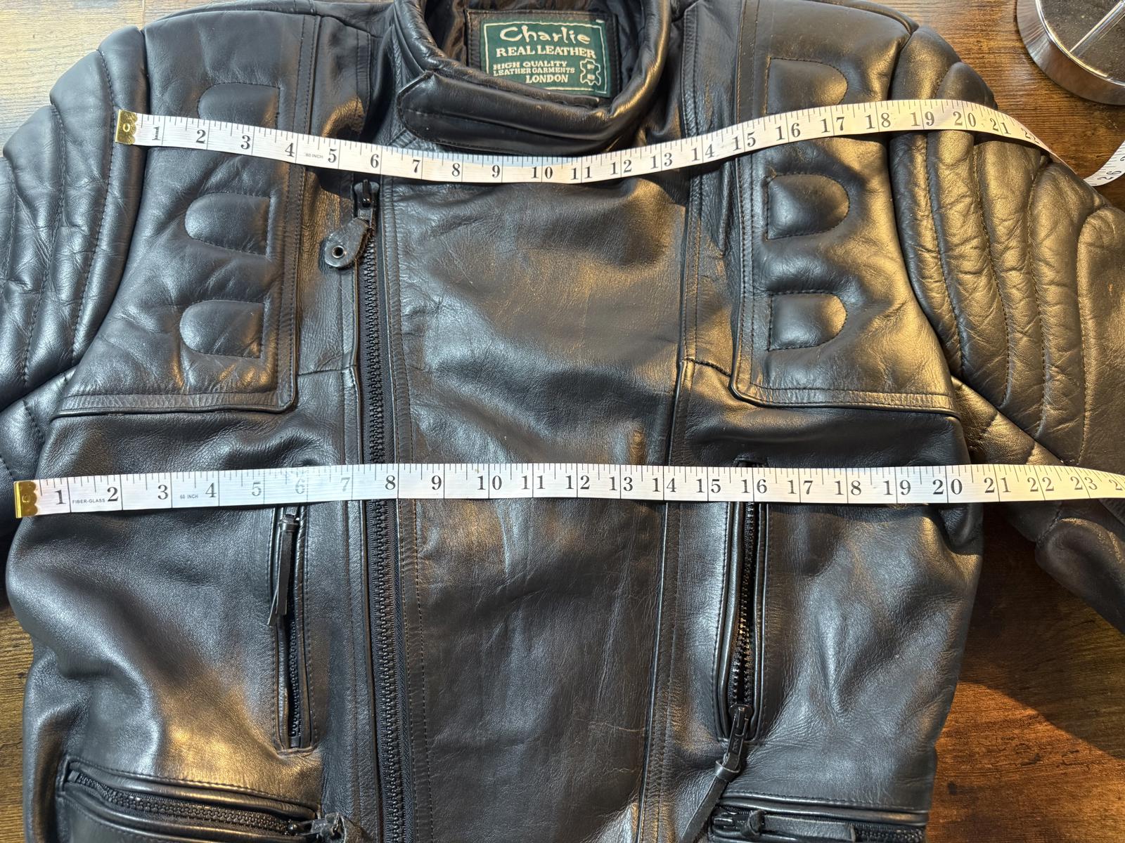 Charlie Real Leather Padded Biker Jacket Uk XL Us XL Black Circa 90s Y2K