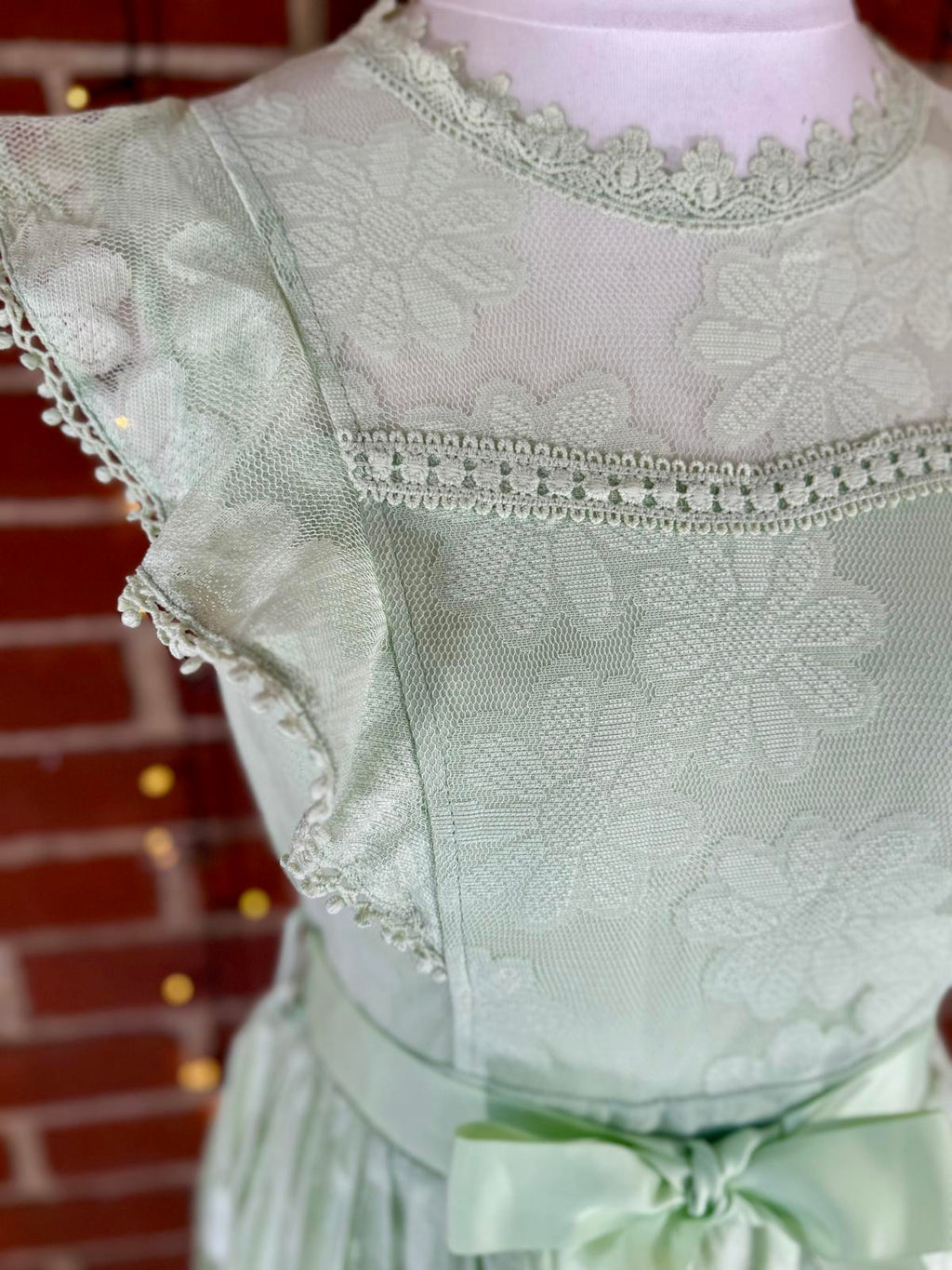 💚 Barberellas Boutique Delicate Lace Dress – Sage Green – Size UK 12 #120