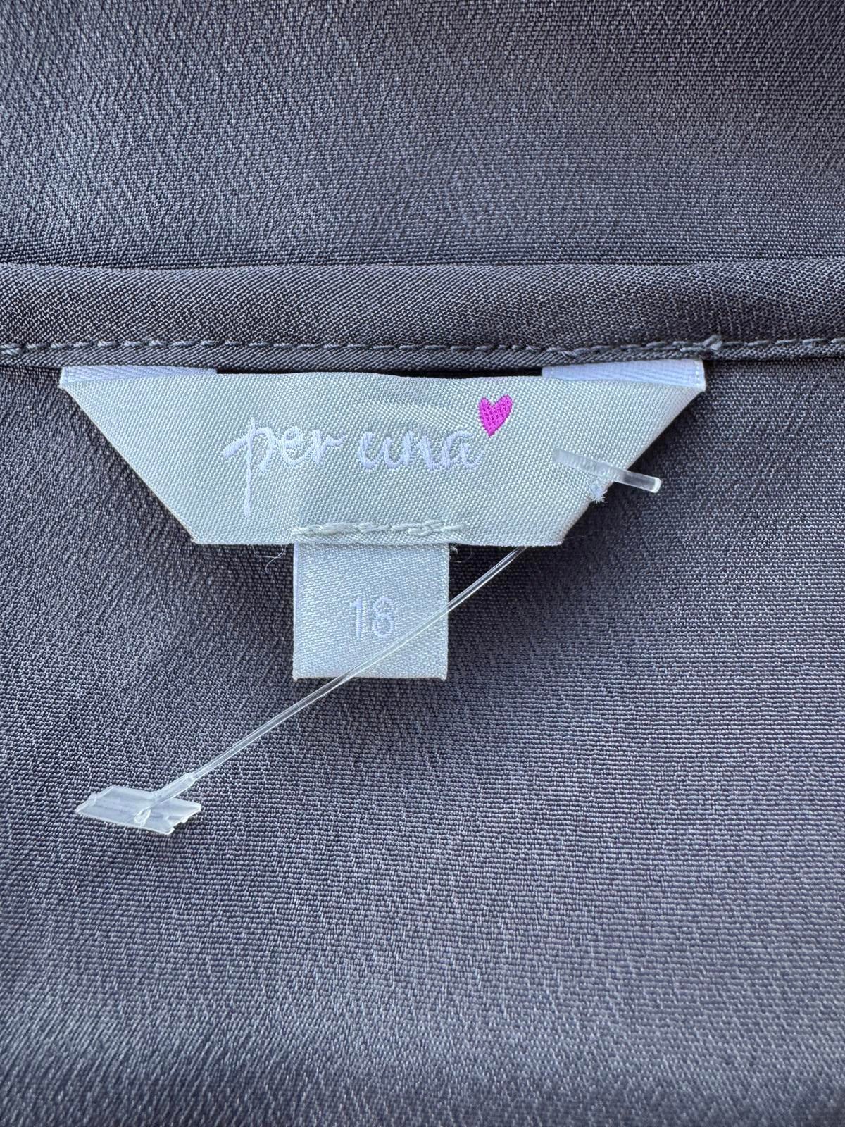 Elegant Lace Detail Top - Size [18] - Perfect for Any Occasion