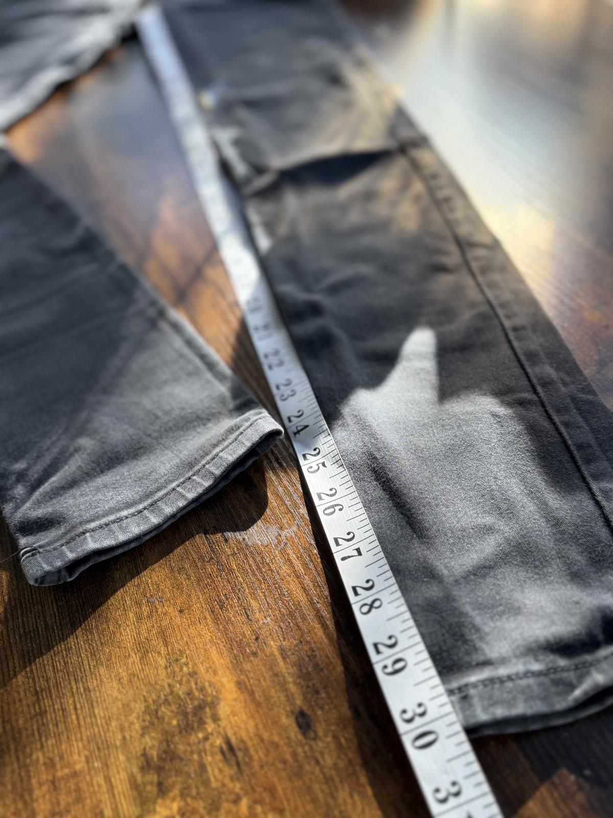 Levi’s 524 Skinny Jeans – Black (W24 L32)