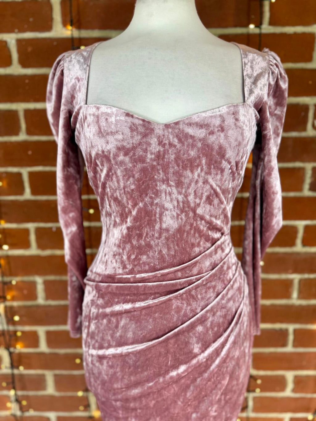 💗 GODDIVA LONDON Dusky Pink Velvet Long Sleeve Gown – UK 8